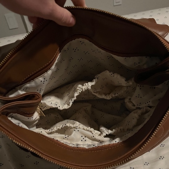 Elkie&Co Milan (Genuine Leather) Diaper Backpack - Picture 5 of 6